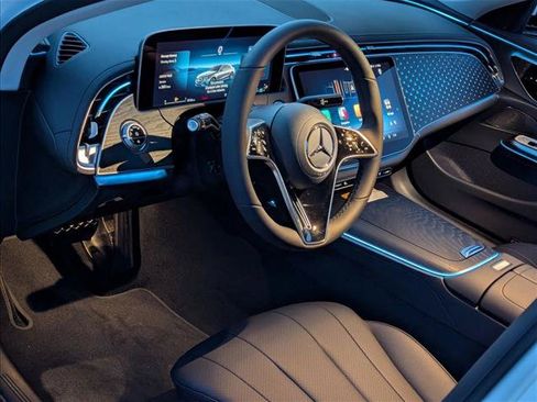 Used 2026 Mercedes-Benz E 350 Sedan image 3