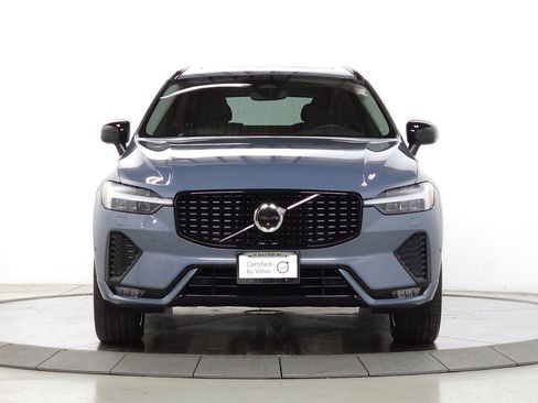 Certified 2023 Volvo XC60 B5 Plus w/ Climate Package AWD/4WD image 2