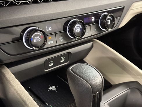 New 2026 Honda Accord LX image 18