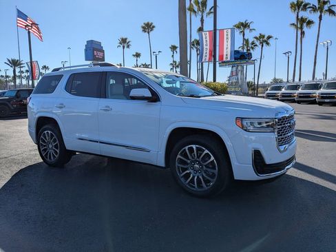 Used 2022 GMC Acadia Denali w/ Denali Ultimate Package image 2