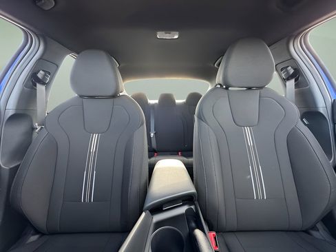 Used 2025 Hyundai Elantra Sport image 10