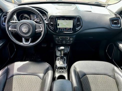 Used 2019 Jeep Compass Latitude AWD/4WD image 17