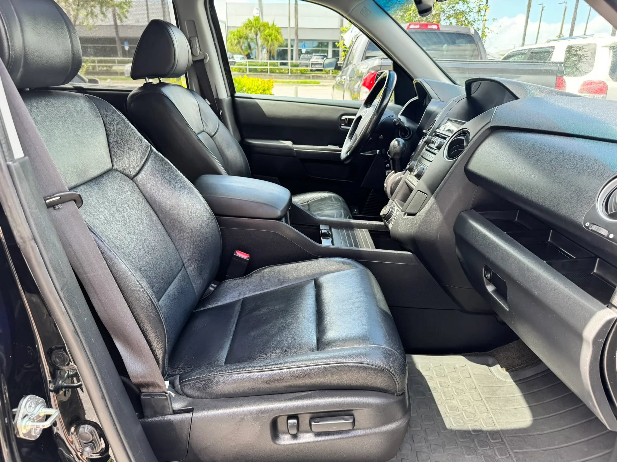 Used 2015 Honda Pilot Touring image 22
