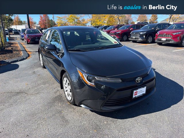 Certified 2024 Toyota Corolla LE FWD image 1