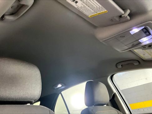 Used 2019 Chevrolet Equinox LT FWD image 14