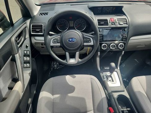 Used 2018 Subaru Forester 2.5i Premium w/ All-Weather Package AWD/4WD image 11