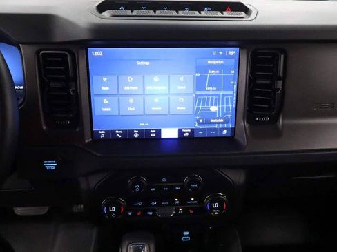 Certified 2025 Ford Bronco Badlands AWD/4WD image 38