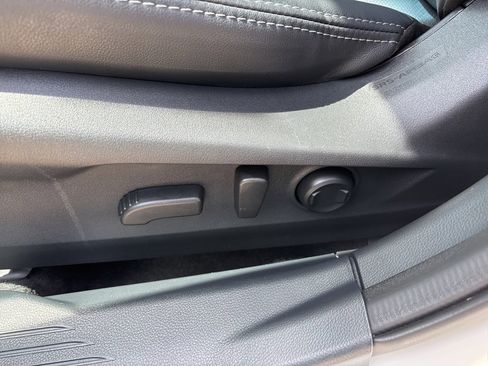 Used 2022 Subaru Outback Limited image 18