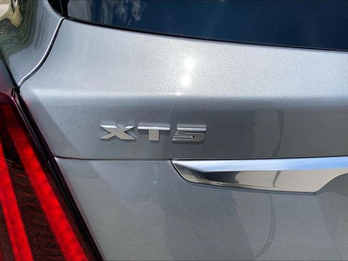 Certified 2025 Cadillac XT5 Luxury FWD image 30