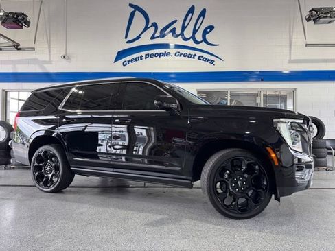 Used 2025 GMC Yukon Denali Ultimate AWD/4WD image 1