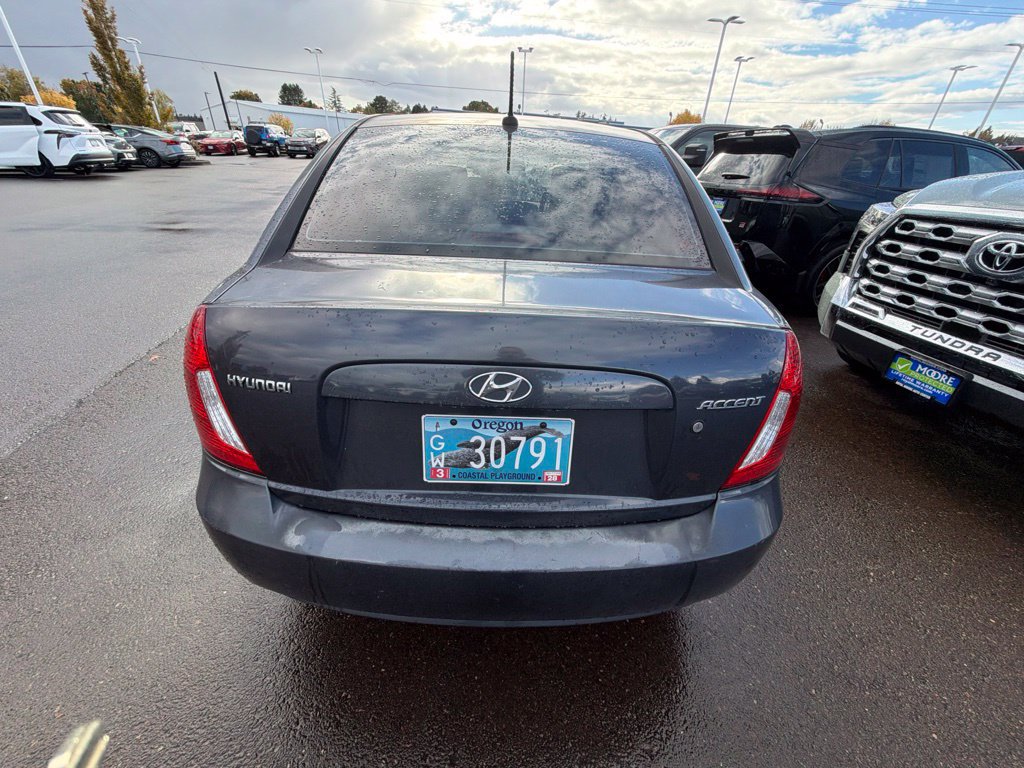 Used 2011 Hyundai Accent GLS FWD image 5