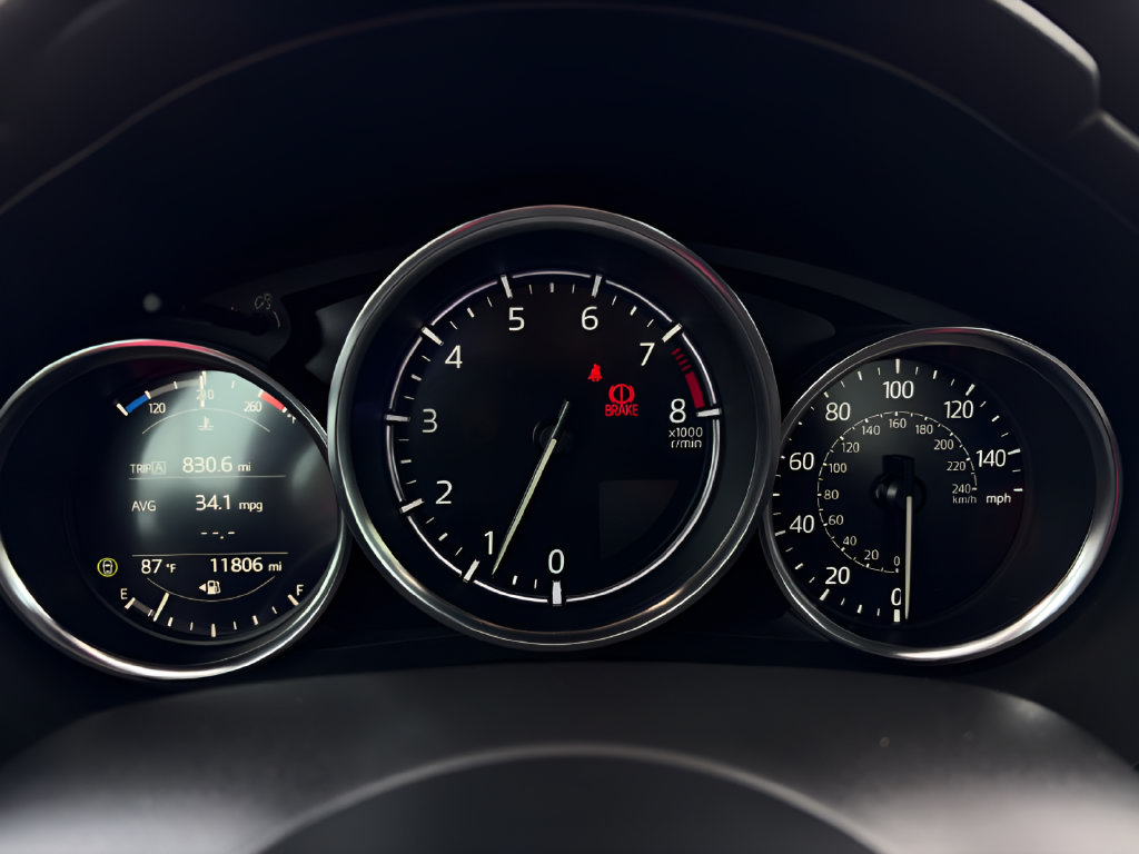 Used 2024 MAZDA MX-5 Miata RF Grand Touring RWD image 14