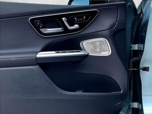 Used 2026 Mercedes-Benz GLC 300 GLC 300 image 18