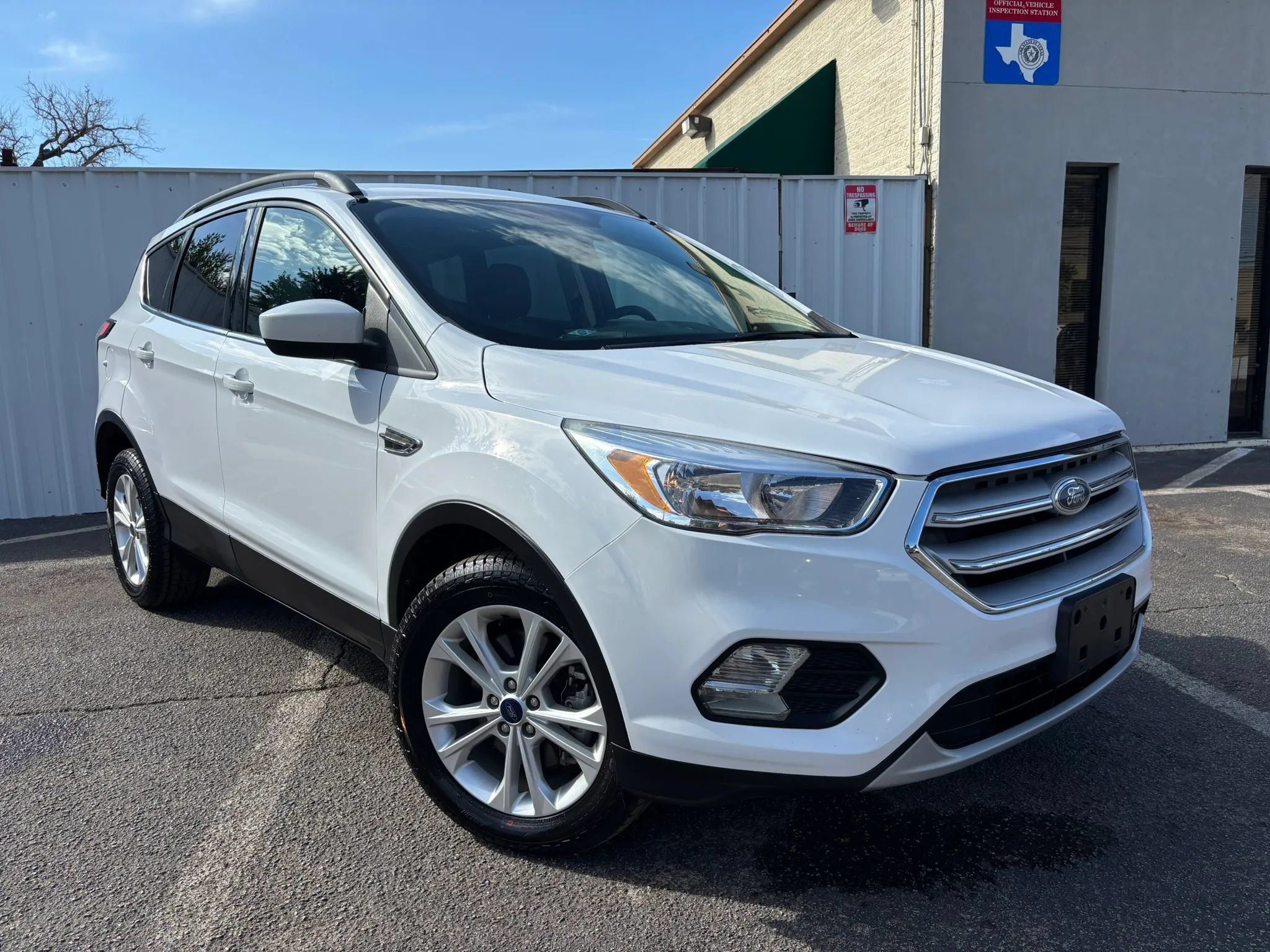Used 2018 Ford Escape SE AWD/4WD image 8