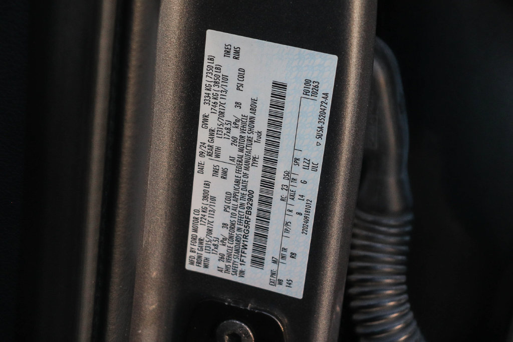 Used 2024 Ford F150 Raptor AWD/4WD image 31