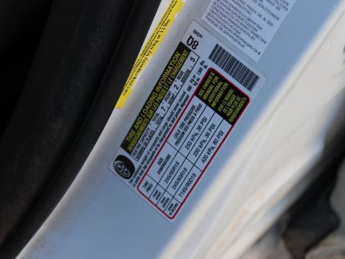 Used 2018 Toyota Highlander XLE image 31