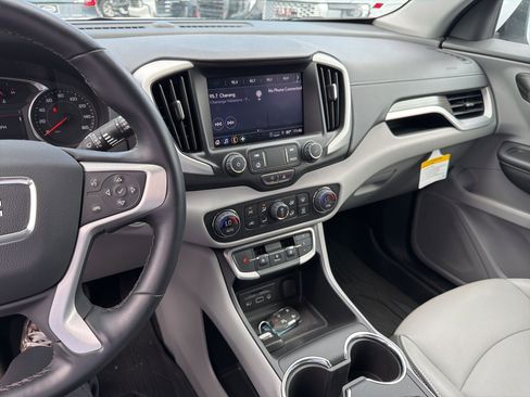 Used 2023 GMC Terrain SLT w/ LPO, Floor Liner Package image 24