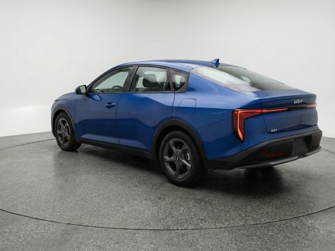 Used 2025 Kia K4 FWD image 6