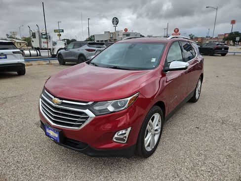 Used 2018 Chevrolet Equinox Premier FWD image 4