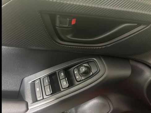 Certified 2025 Subaru Crosstrek 2.0i Premium image 15