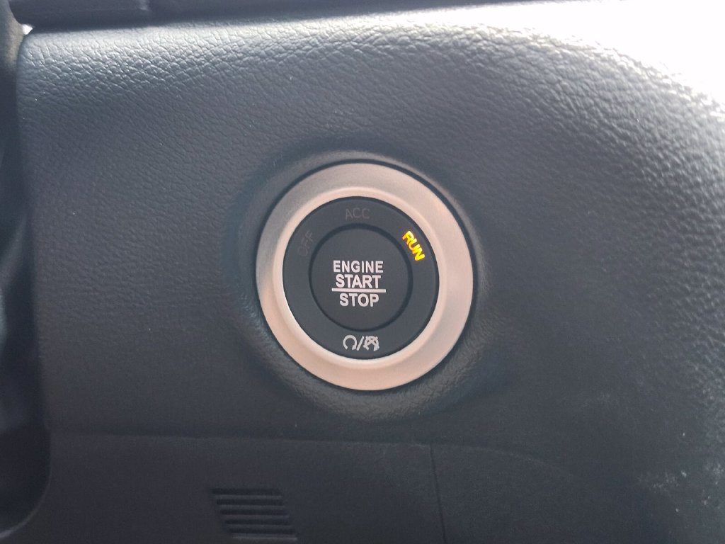 New 2027 Chrysler Pacifica Select AWD/4WD image 27