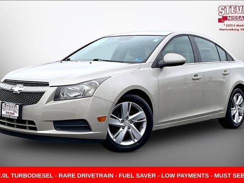 Used 2014 Chevrolet Cruze Diesel image 3