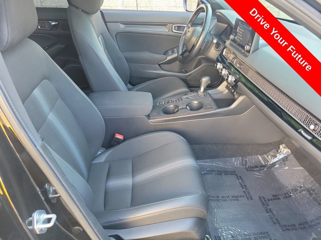Used 2025 Honda Civic Sport image 18