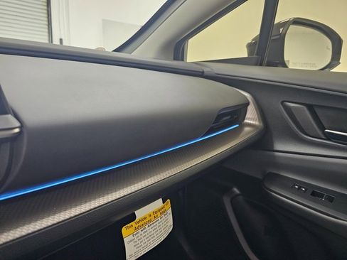 Used 2025 Toyota Prius XLE image 19