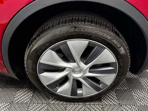 Used 2024 Tesla Model Y Long Range image 20