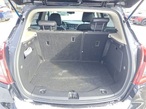 Used 2022 Buick Encore Preferred w/ Safety Package AWD/4WD image 25