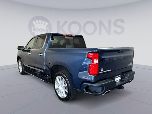 Used 2023 Chevrolet Silverado 1500 High Country w/ Technology Package AWD/4WD image 4