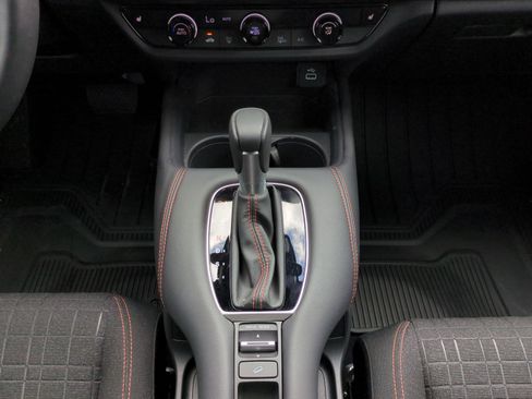 Used 2024 Honda HR-V Sport image 18