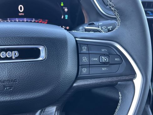 Used 2024 Jeep Grand Cherokee Limited 4xe image 16