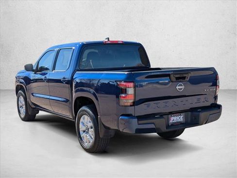 Used 2022 Nissan Frontier SV image 8