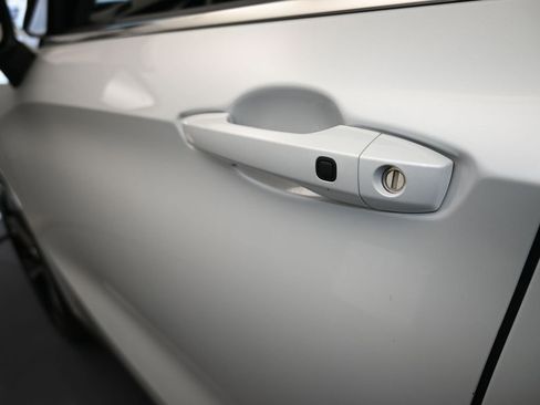 Used 2023 Mitsubishi Outlander SE image 38