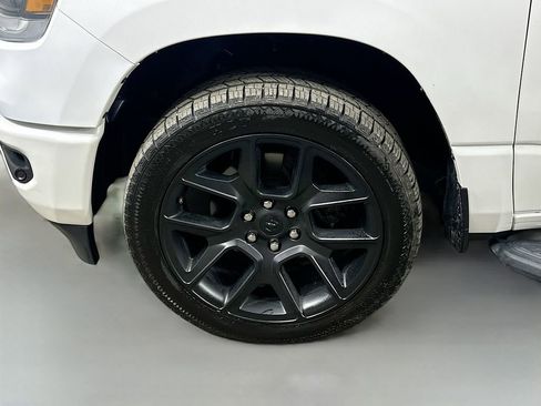 Used 2023 RAM 1500 Laramie AWD/4WD image 7