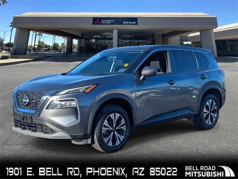 Used 2022 Nissan Rogue SV image 1