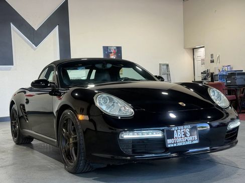 Used 2006 Porsche Boxster RWD image 2