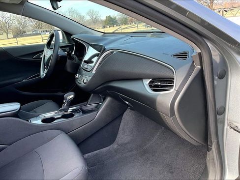 Used 2024 Chevrolet Malibu LT image 14
