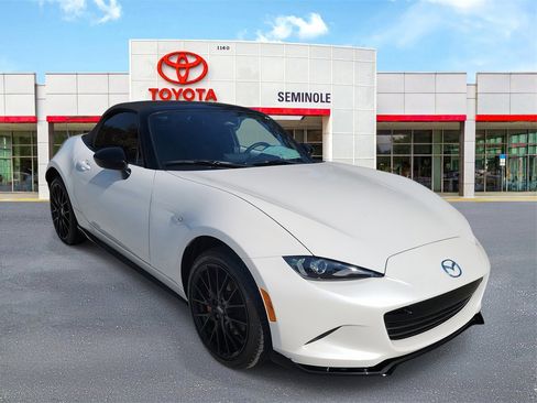 Used 2024 MAZDA MX-5 Miata Club w/ Brembo/BBS Recaro Package image 2