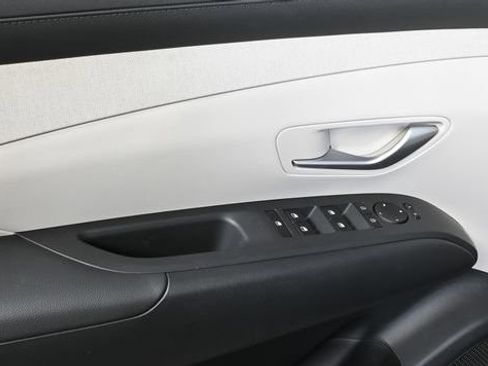 New 2026 Hyundai Tucson SEL image 16