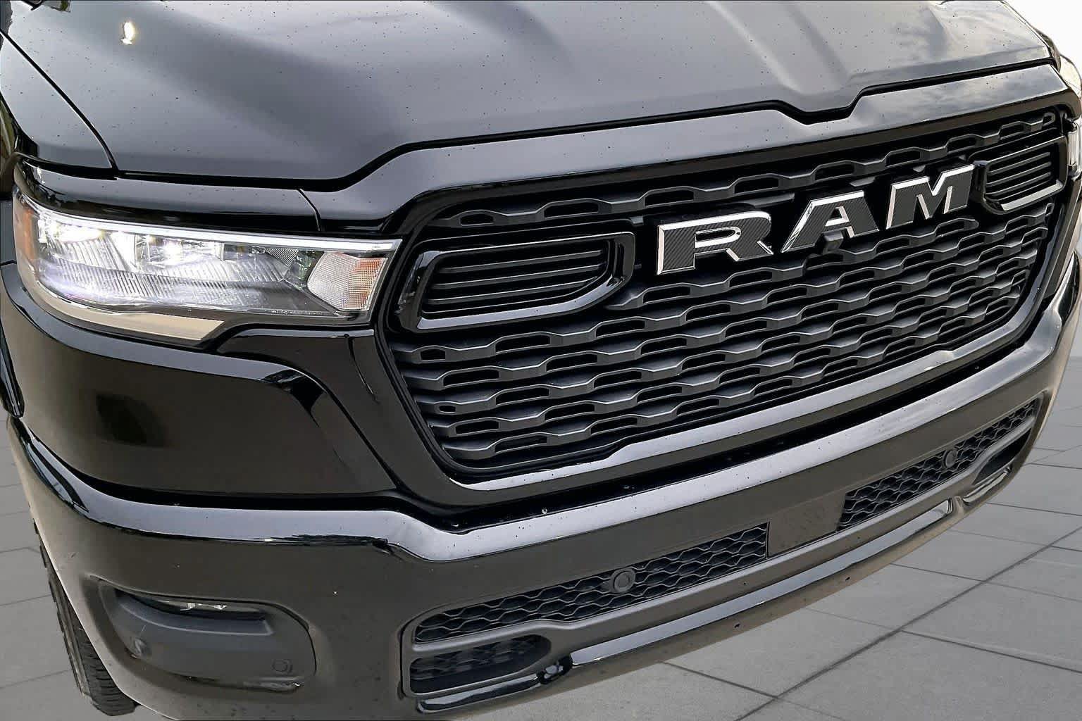 Used 2025 RAM 1500 Lone Star AWD/4WD image 29