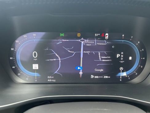 Certified 2025 Volvo XC40 B5 Plus AWD/4WD image 20