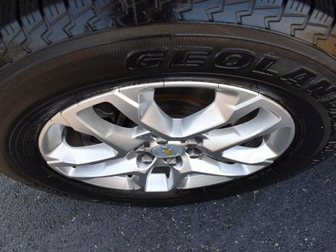 Used 2019 Chevrolet Traverse LS image 12