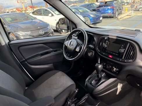 Used 2022 RAM ProMaster City Wagon image 33