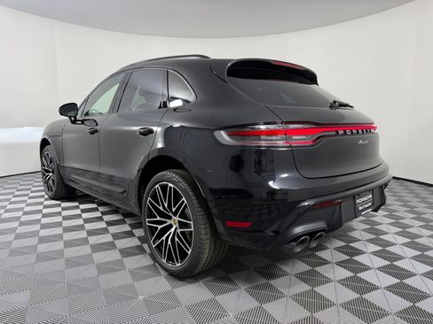 Certified 2026 Porsche Macan AWD/4WD image 3