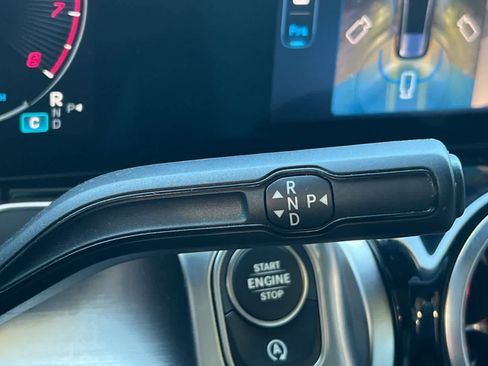 Used 2026 Mercedes-Benz GLB 250 4MATIC image 22