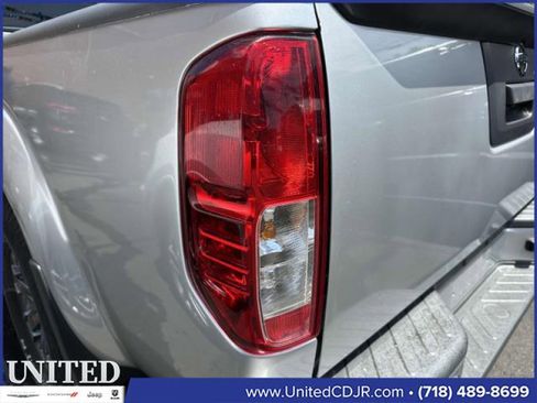 Used 2019 Nissan Frontier PRO-4X w/ Pro-4x Luxury Package image 10