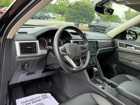 Used 2021 Volkswagen Atlas SE FWD image 16