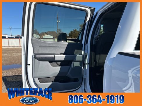 Used 2024 Ford F250 XLT w/ FX4 Off-Road Package image 32